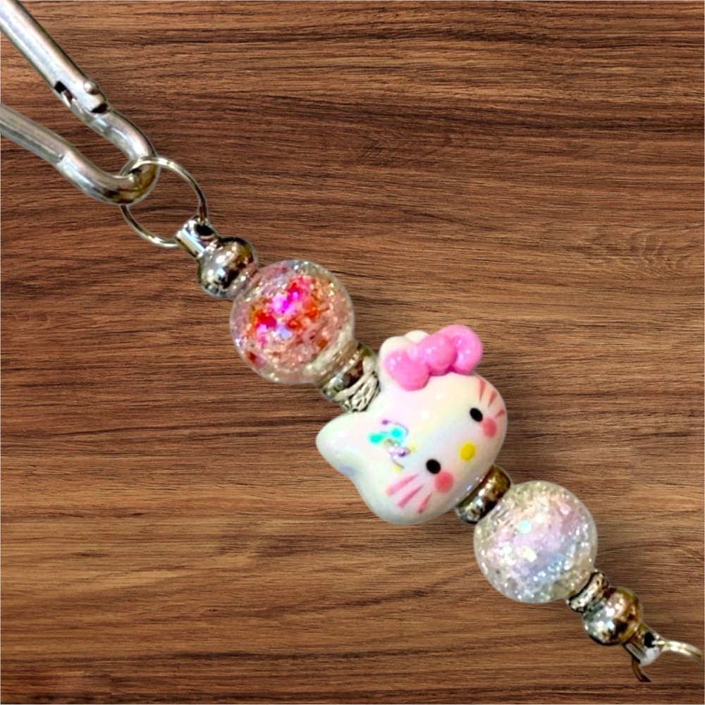 Hello Kitty Pink Beaded Keychain, bag, & Backpack clasp - Picture 2 of 5